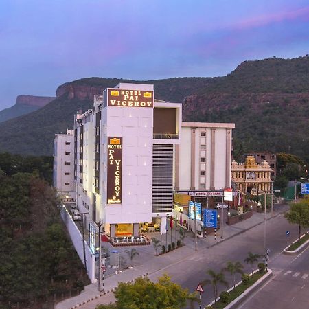 Pai Viceroy Hotel Тирупати Екстериор снимка