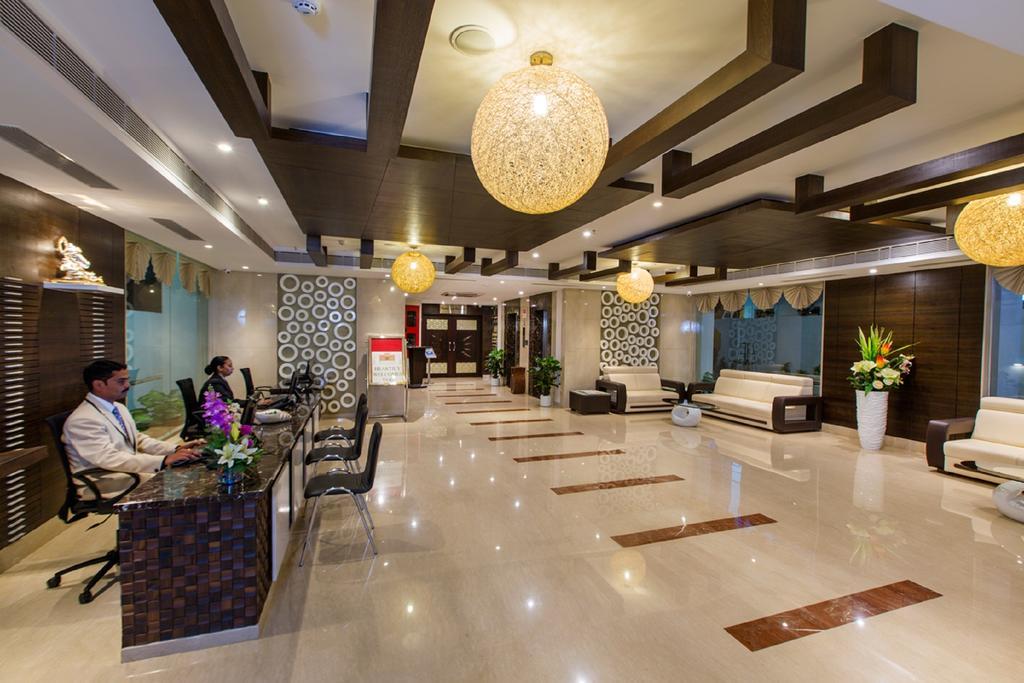 Pai Viceroy Hotel Тирупати Екстериор снимка